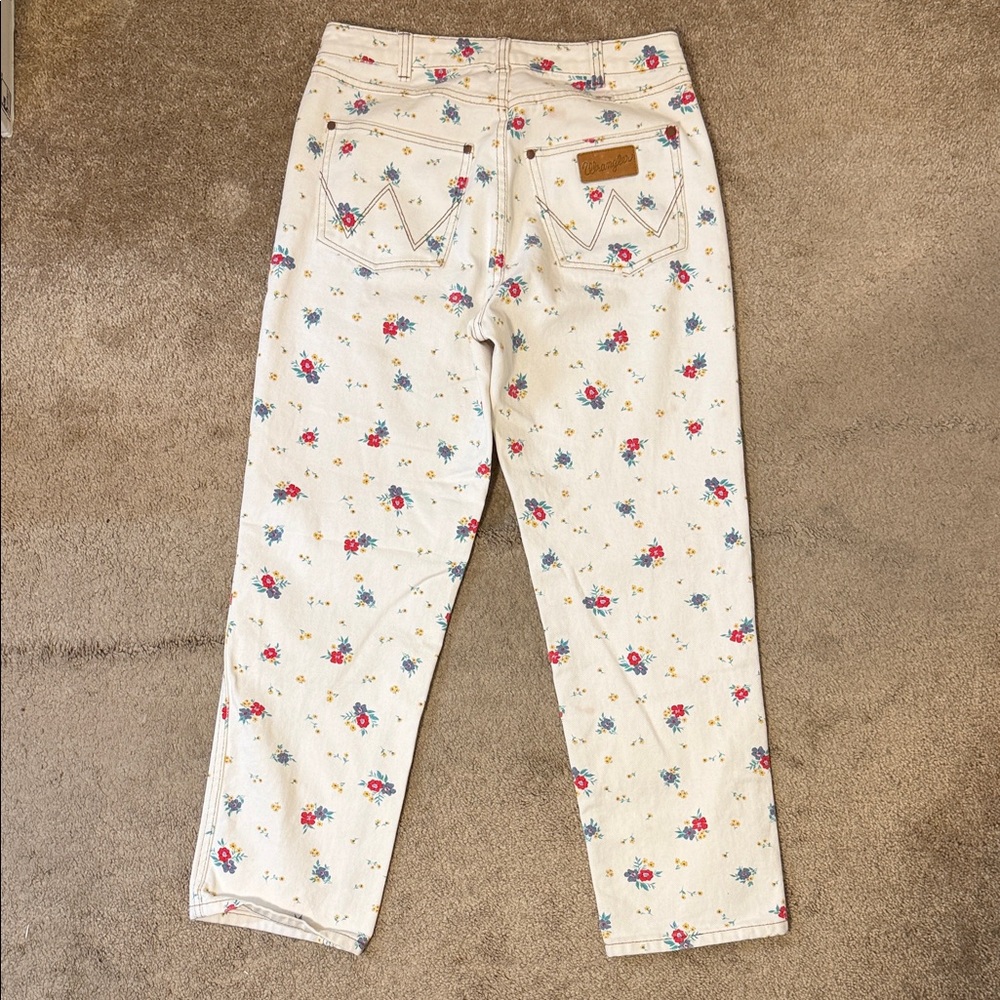 Billabong X Wrangler She's Cheeky High Rise Floral Jeans Size 27 - Picture 3 of 9